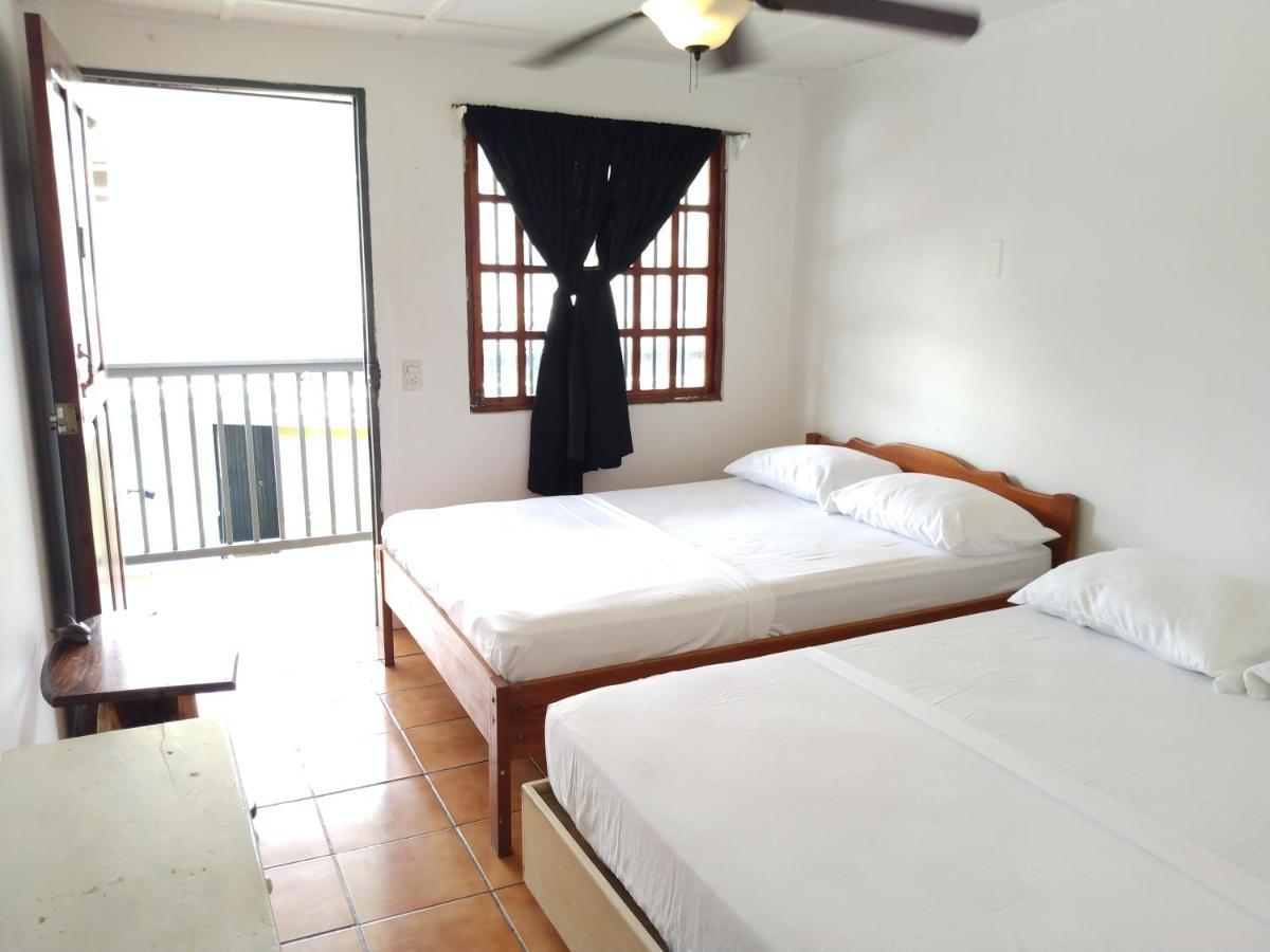 Buena Nota Hostel Jacó Exteriér fotografie